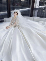 -莫小姐婚纱