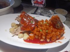 -吴越荣记苏州菜·松鼠桂鱼 100% 活鱼现做(月光码头店)