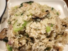 -舒蔡记生煎菜饭(云南中路店)