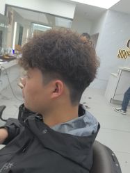 -尤司男士国潮理发馆