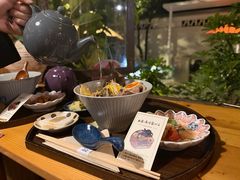 -啢啢茶寮(芳华横街店)