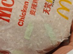 -麦当劳(上海虹桥站30B检票口楼上)