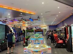 -反斗乐园π·电玩·高空拓展·蹦床(龙华天虹店)