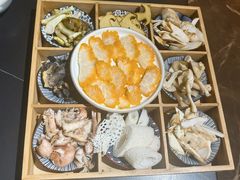 -野菌皇海景野生菌火锅(滨海大道店)