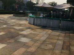 -易生活购物公园