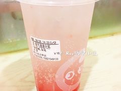 桃气泡泡-CoCo都可(虹口龙之梦店)