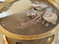 -汗腾格里·风味餐厅(新疆驻京办店)