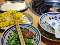 -洱火云南酸菜牛肉火锅(石景山当代商城店)
