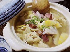 -梁家大院•农家菜(昆山会展中心店)