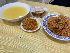 -王菊美食街·王菊面馆(总店)