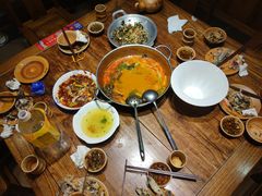 -亮欢寨酸汤鱼(沙冲路店)
