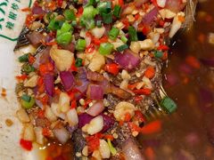 香酥大鲫鱼-费大厨辣椒炒肉(通州万达店)