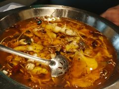 清江鱼-新沸腾鱼乡(世贸天阶店)