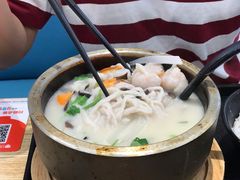 -渔米丰·广府鱼汤米线(光明广场店)