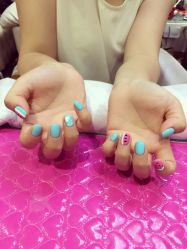 -百利悠专业美甲沙龙