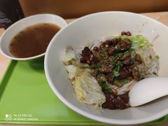 -卓雅桂林米粉