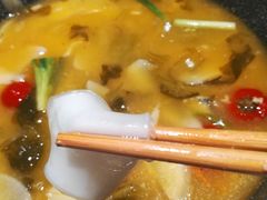 -山城外·非遗酸菜鱼(新都汇融店)