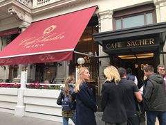 -Cafe Sacher(WIEN)