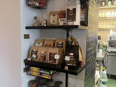 -房角石咖啡与书(吉大南校店)