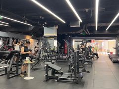 -VLines耀能运动24小时·月付制健身(京广桥店)