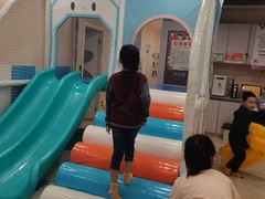 -爱乐梵国际儿童教育中心(古美店)