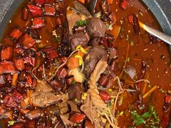 -有红鸡毛店·川菜(建设路店)