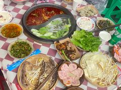 -赵美丽·重庆社区火锅·直营店(火车东站·中豪国际店)
