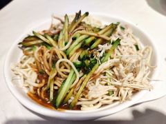 鸡丝凉面-峨嵋酒家总店(车公庄店)