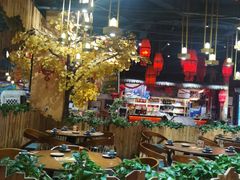 大堂-老滇山寨•云南特色菜•地方菜•民族风情歌舞表演(金碧店)