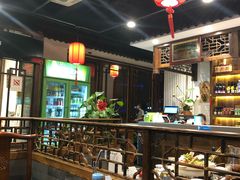 大堂-亿诣蝎府炸酱面羊蝎子火锅(酷车小镇店)