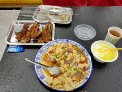 -撒拉人家.酸菜牦牛肉火锅