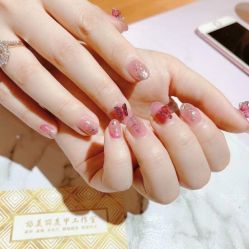 -杨美丽·美甲美睫