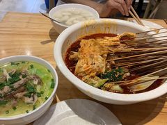 -嘉州叶婆婆钵钵鸡(建设路店)