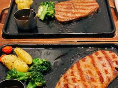 -必胜客(WOW中心城店)