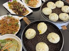 鲜虾仁肉包子-张包铺(关东古巷店)