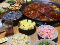 -正南齊北重庆老火锅(光华村直营店)