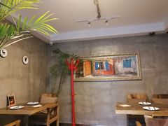 大堂-HIGH FIVE哈福手工汉堡(桂林路店)