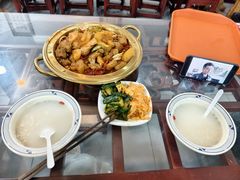 -牛一嘴·兰州牛肉面·大盘鸡(财富中心店)