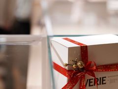 -VERIE BAKEHOUSE