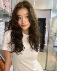 -艾美A·M Hair Salon