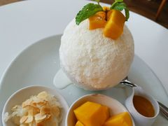 芒果雪冰-Cheevit Cheeva(Sirimangkalajarn)