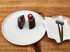 树莓白巧可露丽-发酵食堂(屏风街店)