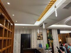 -骏莱海鲜鱼港(五角场店)