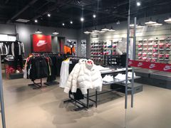 -耐克(恒隆广场店)