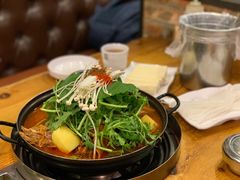 土豆排骨火锅-喇喇排骨火锅·传统韩式脊骨汤(望京西园总店)