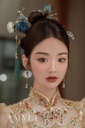 -艾米丽婚纱礼服