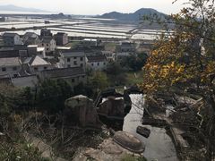 -伍山石窟