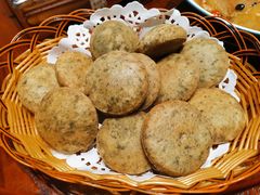 -唐师傅湘西名菜馆(武陵路店)