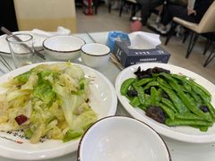 -清真磊磊烧烤老店(饮虎池街34号店)