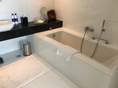 -北京希尔顿逸林酒店